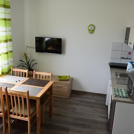 Apartmany Lenko - Near Thermal Aquapark Tatralandia Liptovsky Mikulas Exterior photo