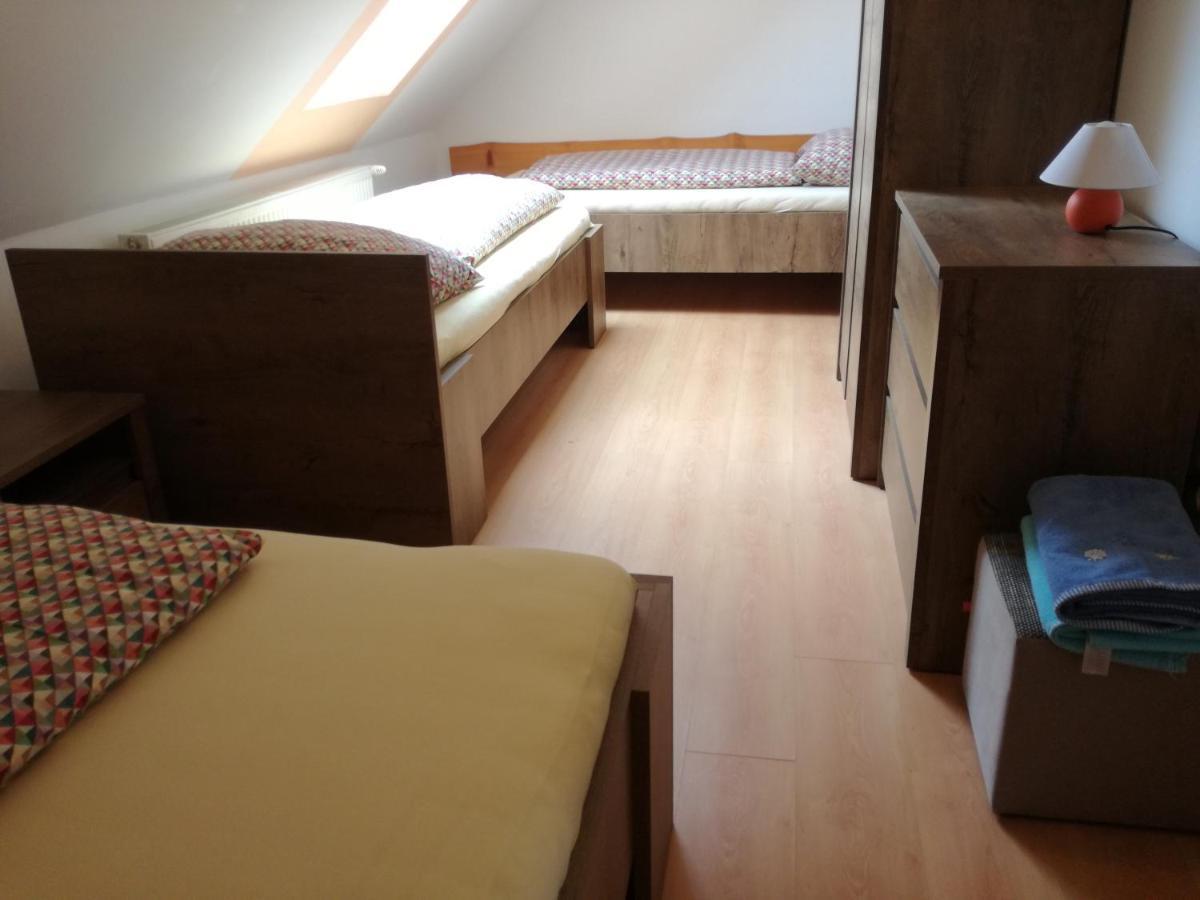 Apartmany Lenko - Near Thermal Aquapark Tatralandia Liptovsky Mikulas Exterior photo