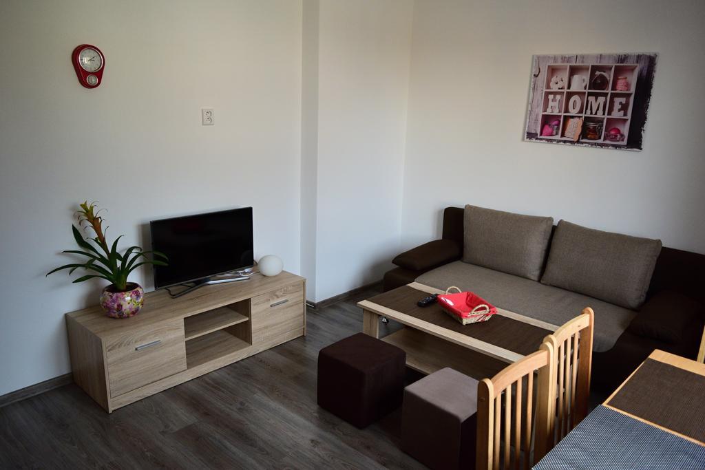 Apartmany Lenko - Near Thermal Aquapark Tatralandia Liptovsky Mikulas Exterior photo